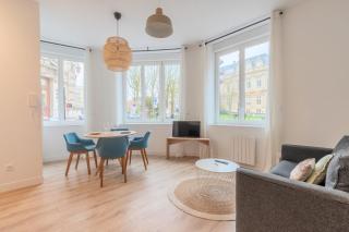 One bedroom apartment with parking, city center - Tourcoing - 0