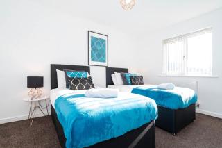 Detached 3 Bedroom House - Gaerden - Parking - Top Rated - Netflix - Wifi - 98C - 7