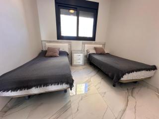 SUNSET DRIVE APARTMENT JACUZZI - 3