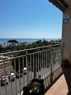 Apartamento a primera línea de Mar - Pineda de Mar - 1