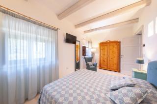 HelloAPULIA - Masseria Don Sisto Country Apartments - 4 Private Units in Shared Villa - 6