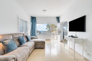Home2Book Stunning Sea Front Apartment La Garita - La Garita - 0