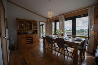 Little Well, stunning setting - 2 acres, dogs welcome - Slapton - 2