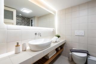 Digital Nomad Friendly & Premier Apartment in Plaka - Atene - 7
