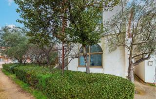 2 Bedroom Cozy Apartment In Fazana - Fažana - 4