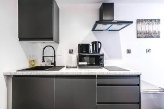 Quaint and Spacious Piccadilly Sleep 6 VRD - Londra - 3