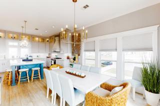 Sunrise Beach House - Galveston - 2