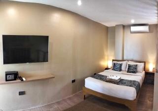 Southseas Beach Resort and Dive Center - Santander - 2