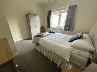 Ty Ardd - modern bungalow close to Pendine Beach - 1 DOG GOES FREE - 1