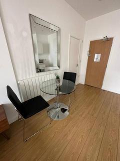 Central London Gem 1 BR Flat Piccadilly Circus VR8 - Londra - 2