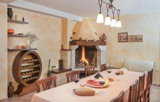 Nice Home In Karojba With Sauna - Karojba - 6