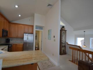 Ocean Front Single Family Home Located In Beach Haven Gardens - Beach Haven - 6