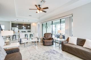 Resort Home in Haines City Screened Lanai, Pool! - Haines City - 0
