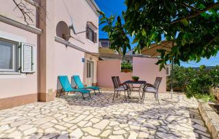 Beautiful Apartment In Cunski - Cunski - 2