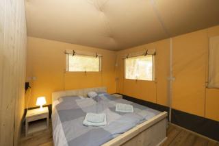 Camping USHUAÏA Villages Au Bois Joli - Andryes - 1