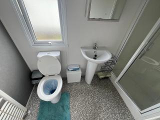 Heron, Sea View, Scratby - California Cliffs, Parkdean, sleeps 6, bed linen and towels included, pet free, onsite entertainment available - Scratby - 4