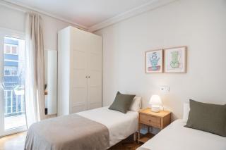 Warmth and comfort in the sought-after Eixample - Barcelone - 6