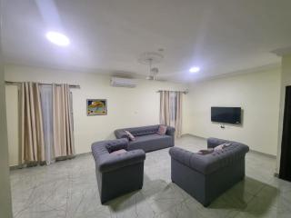 B's Classic and Cozy Apartments - Cape Coast - 9