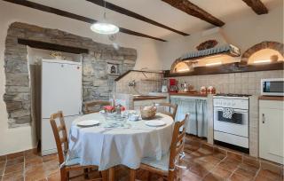 Nice Home In Zatka With Jacuzzi - Kostrčani - 7