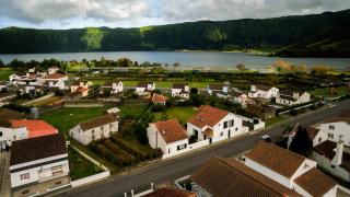 WelcomeBuddy - Casa dos Avós - Garden & Lake II - Sete Cidades - 9