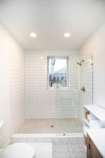 Farmville Modern Loft - 7