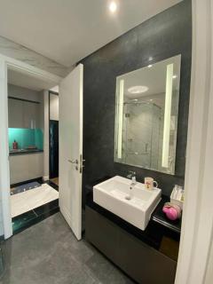Hi Guys. This is Simple Home in Quy Nhon - Quy Nhon - 5