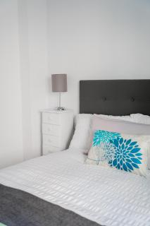 Enjoy Valencia: Deluxe Apartment with Terrace - Valencia - 5