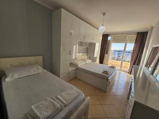 Sea View 1-Bed Apartment in Vlore - 6