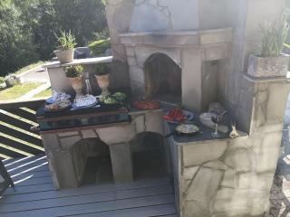 Fritt beliggende stor enebolig med høy standard - 1