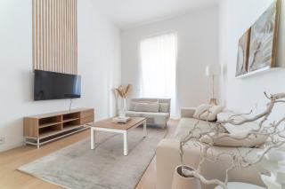 Grand Central 1845 - 2 Bedrooms Design Flat - Bergamo - 8