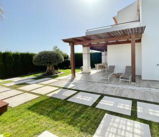 HOUSE with PRIVATE GARDEN and COMMUNITY POOL - Finestrat - 8