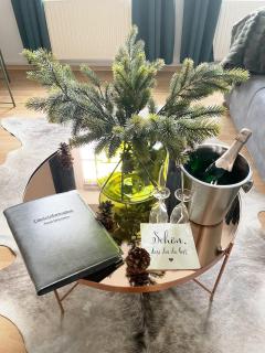 Magic Forest Design Apartment, 65 Zoll TV, Waschtrockner, beste Lage, am Markt - Gera - 5