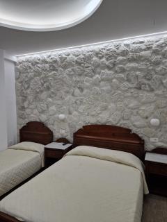 Emmanouela Studios & Villas - Karterados - 1