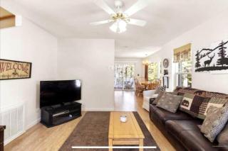 Point Sebago 2 bed 1.5 bath home. Sleeps 7 - Casco - 6