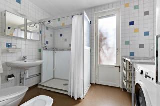 Home Stays-Private Rooms in a Villa Near City for families/Individuals - Stoccolma - 6