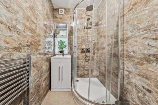 London Central Large Self Catering House - Londra - 9