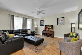 2920 Banana Palm - Kissimmee - 0