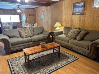 Adjoining Cabin #7B on Patoka Lake in Southern Indiana - Mitchell - 3