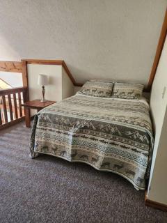 Optimum #9 with Hot Tub and Jacuzzi on Patoka Lake in Southern Indiana - Tunnelton - 2
