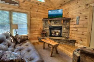 Honeymoon Getaway in woods near NOC and Smoky Mtn RR - Bryson City - 7