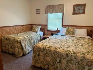 Solarium Cabin #16 on Patoka Lake in Southern Indiana - Seymour - 8