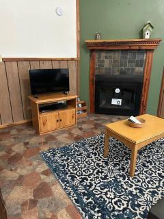 Solarium Cabin #16 on Patoka Lake in Southern Indiana - 2