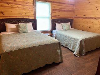 Solarium Deluxe Cabin #19 on Patoka Lake in Southern Indiana - Seymour - 9