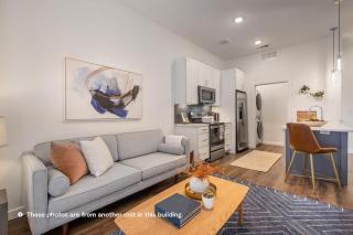 Landing Modern Apartment with Amazing Amenities (ID1804X63) - Bee Cave - 0