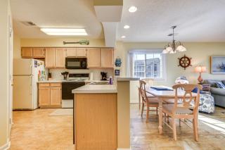 2 Blocks to Ocean North Myrtle Beach Condo! - Myrtle Beach - 9
