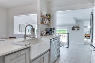 Lakeland Retreat Private Heated Pool and Yard Games - 2