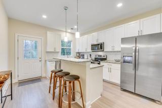 Family-Friendly Home about 5 Mi to UNC Charlotte! - Charlotte - 9