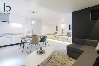bHOTEL Heiwaodori 402 - Brand New Apt Famous Hiroshima Dori 6ppl - Hiroshima - 1
