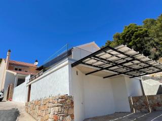 Isolated apartments with a swimming pool Cove Tvrdni Dolac, Hvar - 6112 - Gdinj - 1
