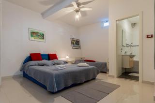 Luxury villa with a swimming pool Gornja Podgora, Makarska - 22284 - 3